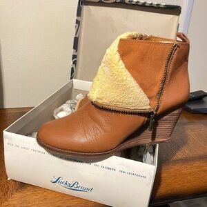 Lucky Brand Women's Brown Ankle Boots